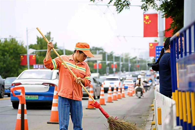 青岛市政环卫全解析:从道路清扫保洁到环卫工程承包的城市环境守护之道