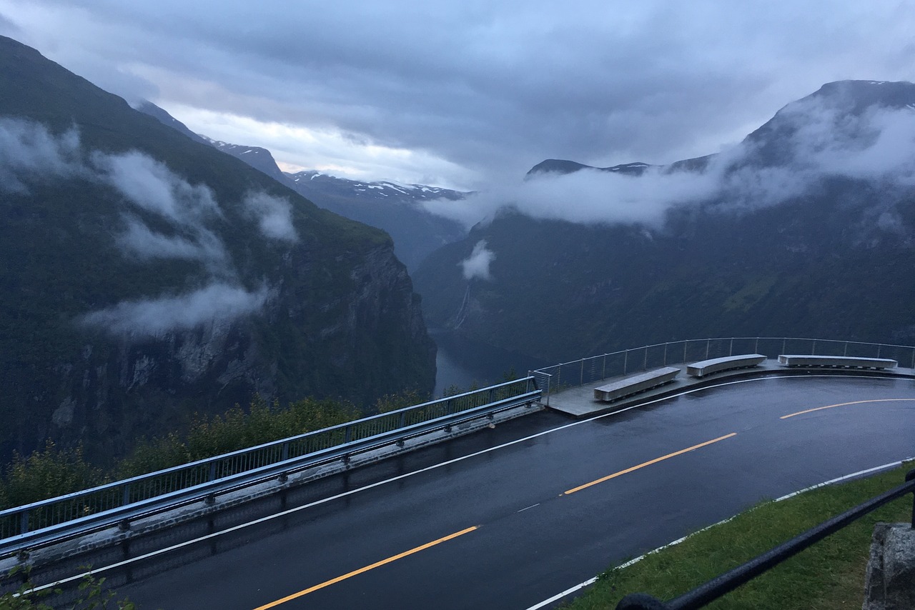 宜长高速公路进展顺利，展望未来美好前景