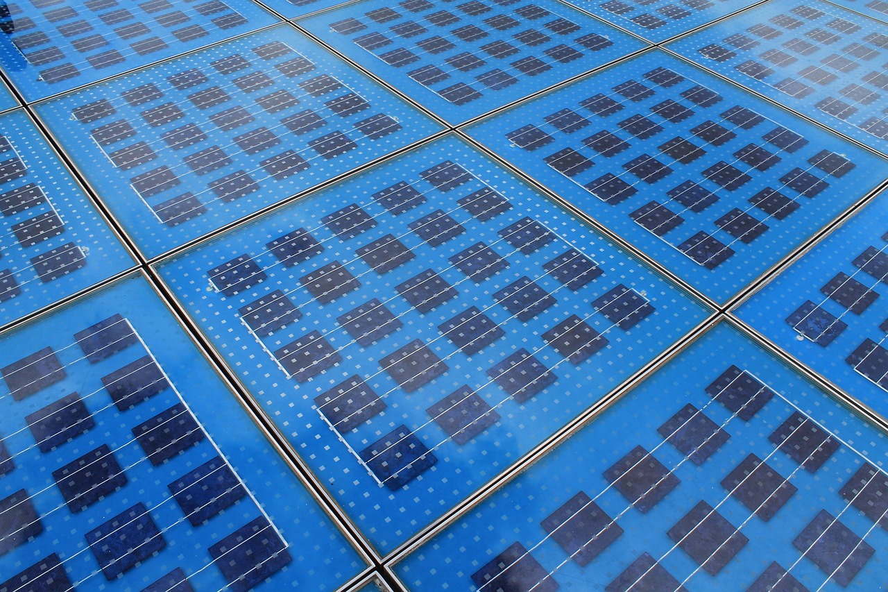 2024新奥历史开奖记录85期，前沿技术研究与应用展望_为你版2.77.15
