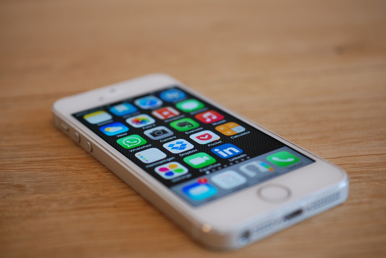 苹果iPhone 6最新版本全面解析，性能表现如何？