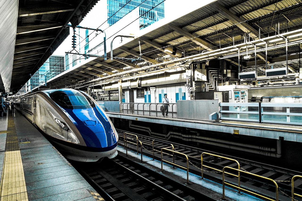 中国第三艘航母最新进展报告，2021年更新及违法犯罪问题探讨